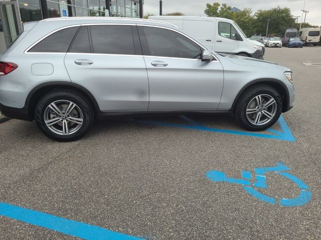 2021 Mercedes-Benz GLC 300