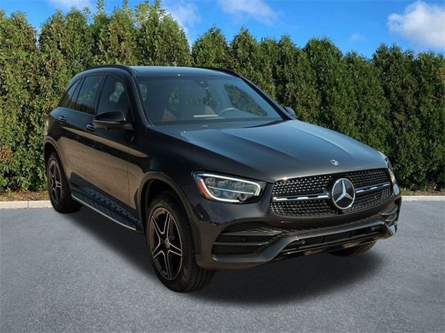 2021 Mercedes-Benz GLC 300