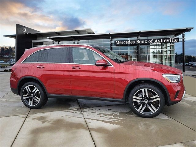 2021 Mercedes-Benz GLC 300