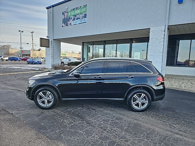 2021 Mercedes-Benz GLC 300