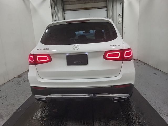 2021 Mercedes-Benz GLC 300