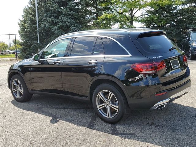 2021 Mercedes-Benz GLC 300