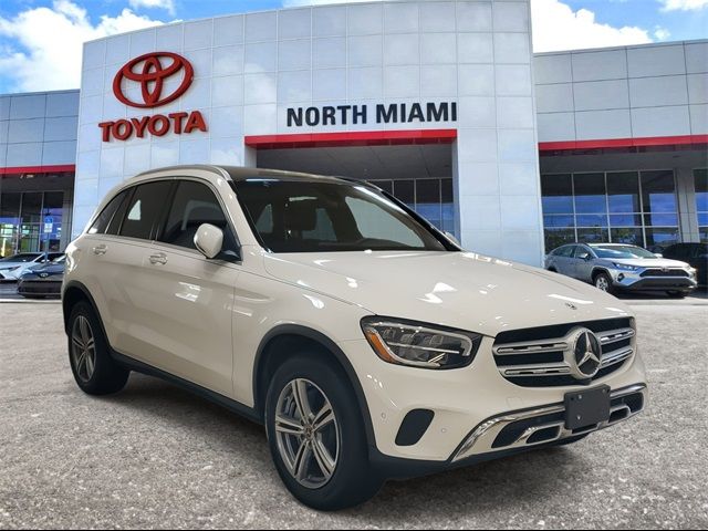 2021 Mercedes-Benz GLC 300