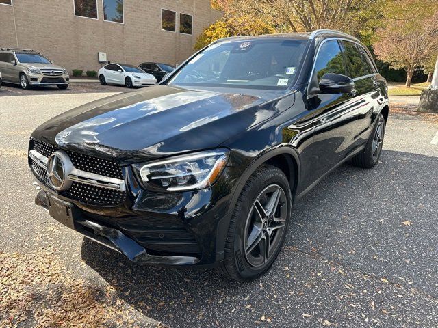 2021 Mercedes-Benz GLC 300