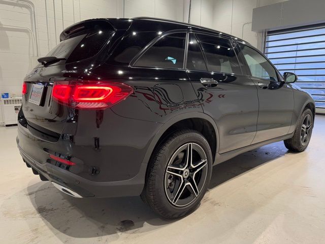 2021 Mercedes-Benz GLC 300