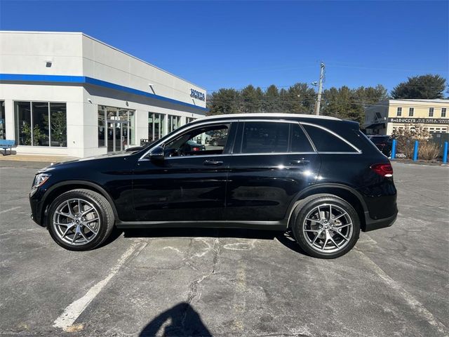 2021 Mercedes-Benz GLC 300