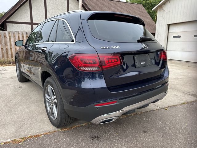 2021 Mercedes-Benz GLC 300