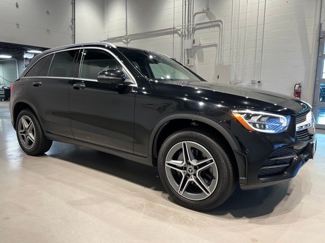 2021 Mercedes-Benz GLC 300