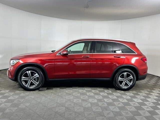 2021 Mercedes-Benz GLC 300