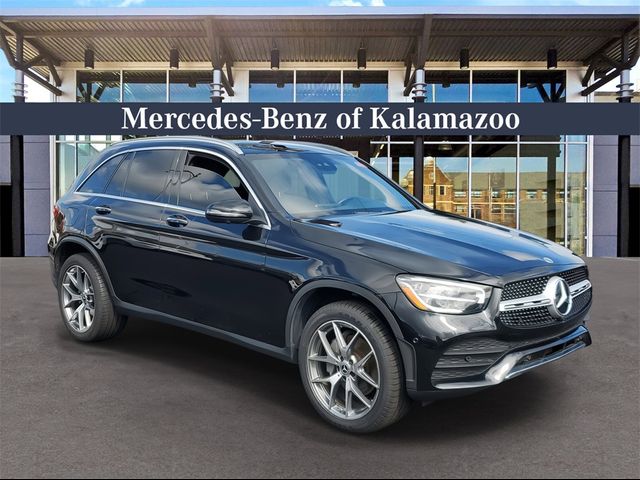 2021 Mercedes-Benz GLC 300