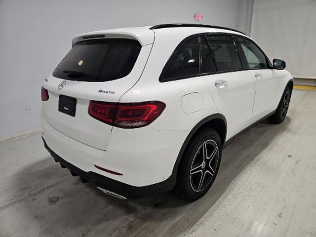 2021 Mercedes-Benz GLC 300