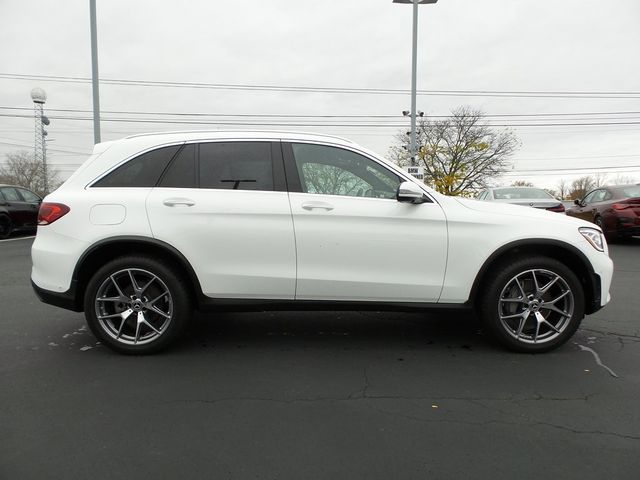 2021 Mercedes-Benz GLC 300