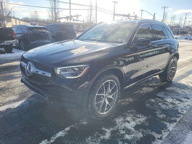 2021 Mercedes-Benz GLC 300