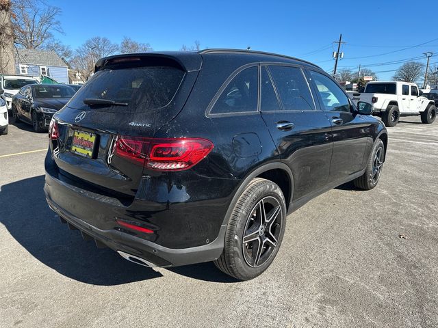 2021 Mercedes-Benz GLC 300