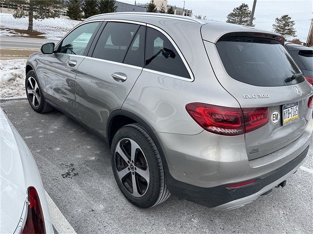 2021 Mercedes-Benz GLC 300