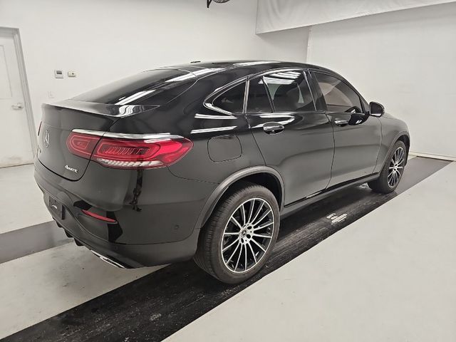 2021 Mercedes-Benz GLC 300