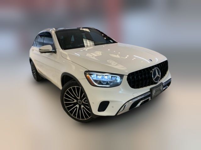 2021 Mercedes-Benz GLC 300