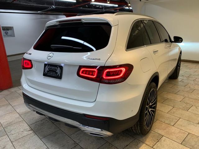 2021 Mercedes-Benz GLC 300