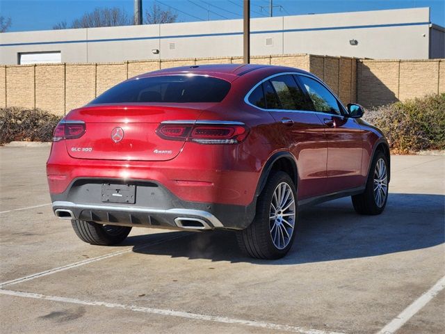 2021 Mercedes-Benz GLC 300