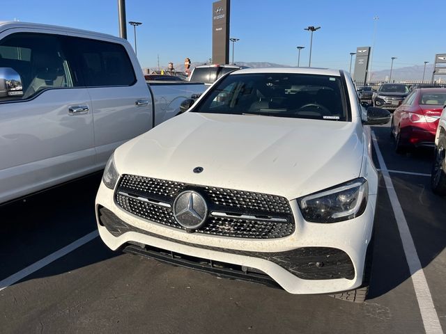 2021 Mercedes-Benz GLC 300