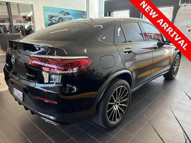 2021 Mercedes-Benz GLC 300