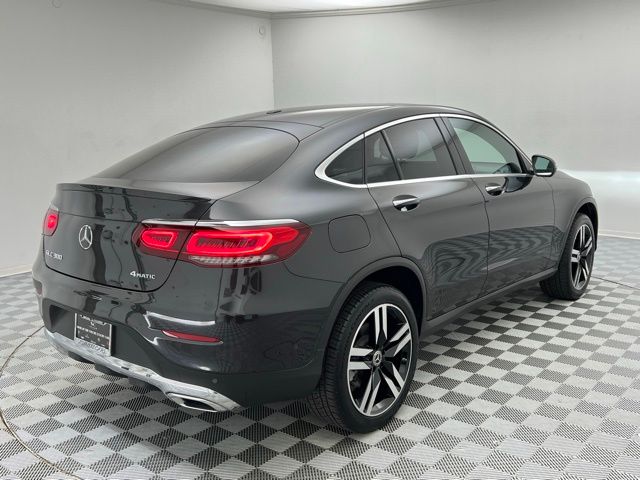 2021 Mercedes-Benz GLC 300