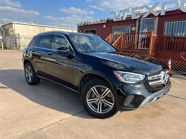 2021 Mercedes-Benz GLC 300