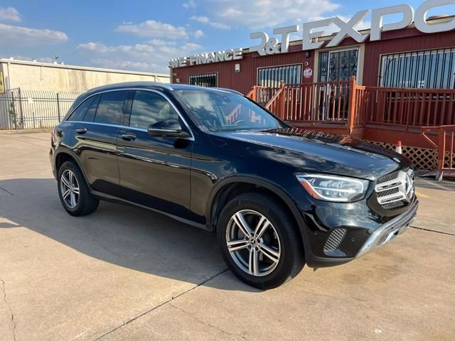 2021 Mercedes-Benz GLC 300