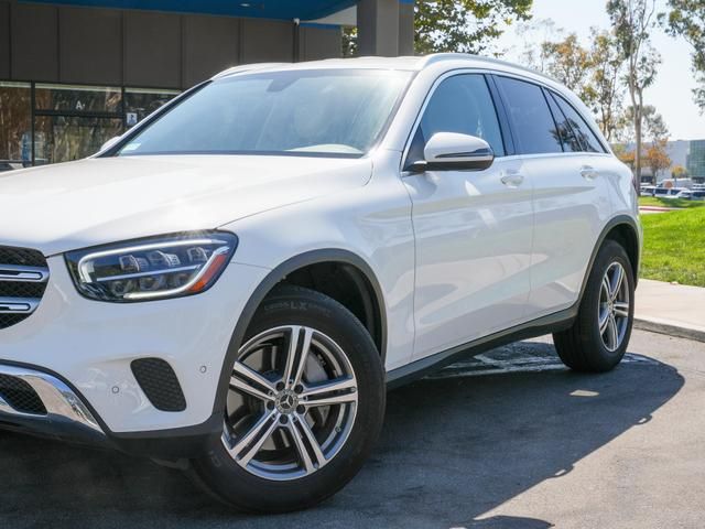 2021 Mercedes-Benz GLC 300