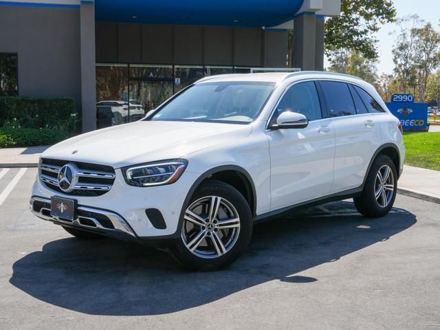 2021 Mercedes-Benz GLC 300