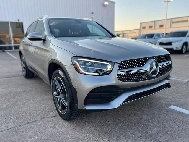 2021 Mercedes-Benz GLC 300