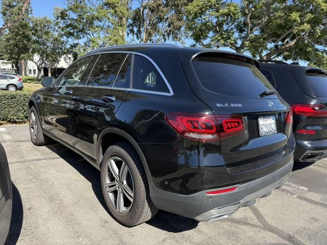 2021 Mercedes-Benz GLC 300