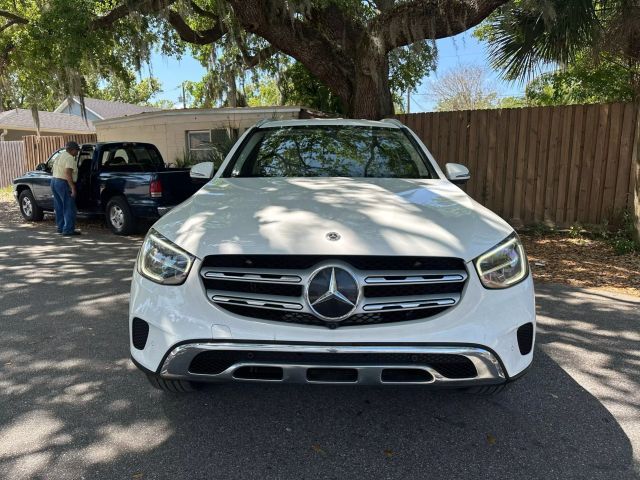2021 Mercedes-Benz GLC 300