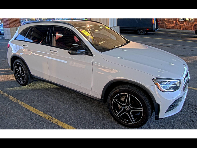 2021 Mercedes-Benz GLC 300