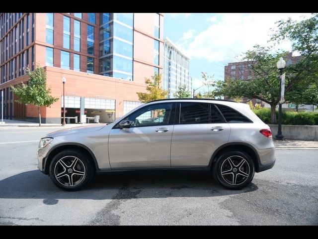 2021 Mercedes-Benz GLC 300