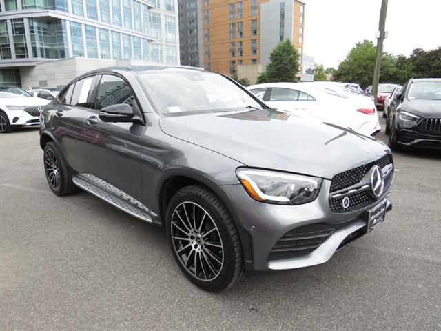 2021 Mercedes-Benz GLC 300