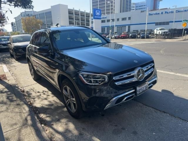 2021 Mercedes-Benz GLC 300