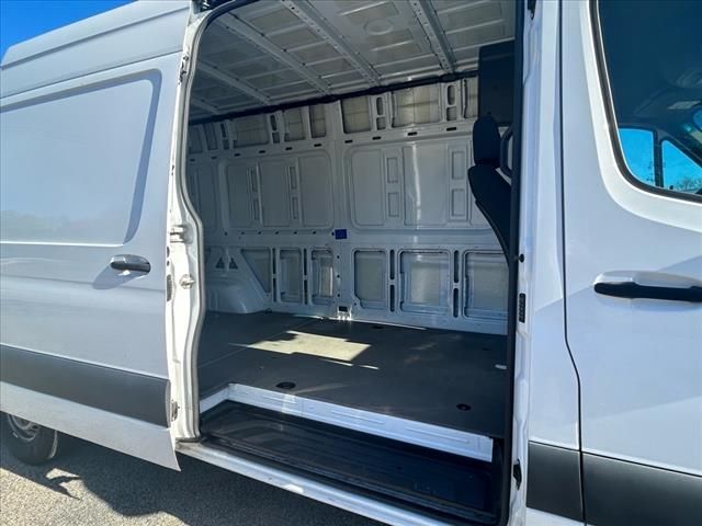 2021 Mercedes-Benz Sprinter Cargo