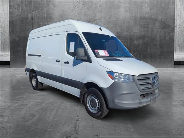 2021 Mercedes-Benz Sprinter Crew