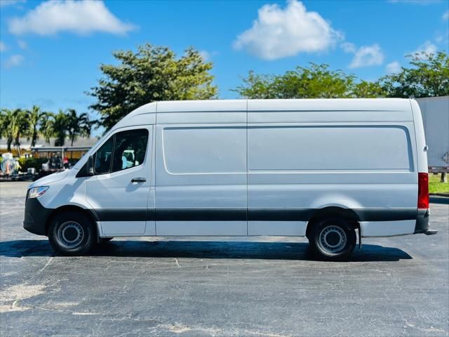 2021 Mercedes-Benz Sprinter Base