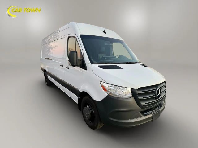 2021 Mercedes-Benz Sprinter Cargo