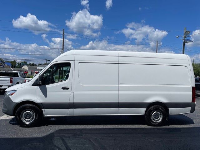 2021 Mercedes-Benz Sprinter Base