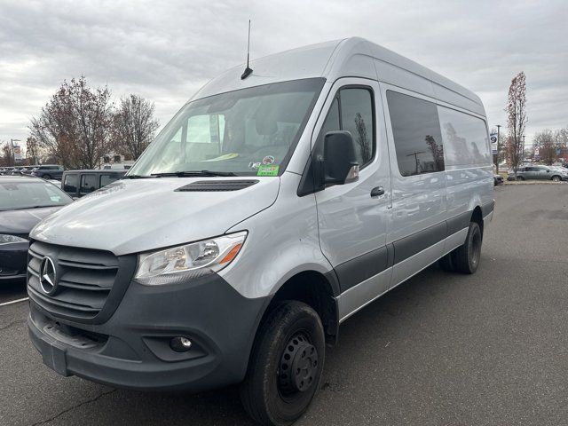 2021 Mercedes-Benz Sprinter Crew