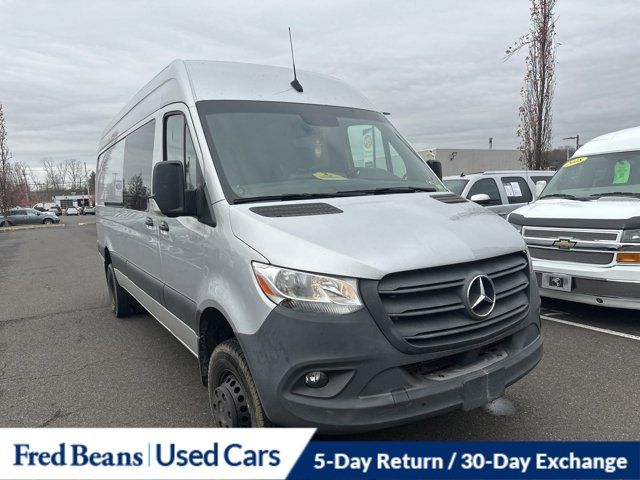 2021 Mercedes-Benz Sprinter Crew