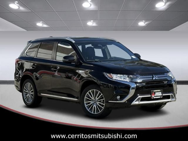 2021 Mitsubishi Outlander PHEV 