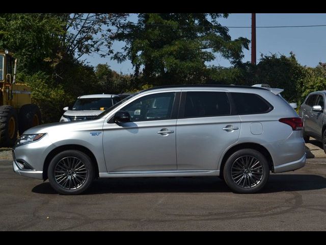 2021 Mitsubishi Outlander PHEV LE