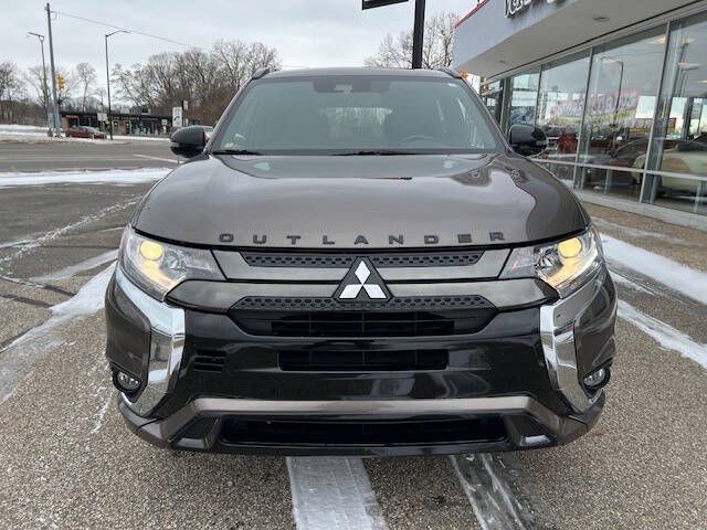 2021 Mitsubishi Outlander PHEV LE