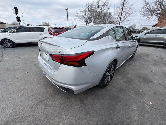 2021 Nissan Altima 2.5 SV