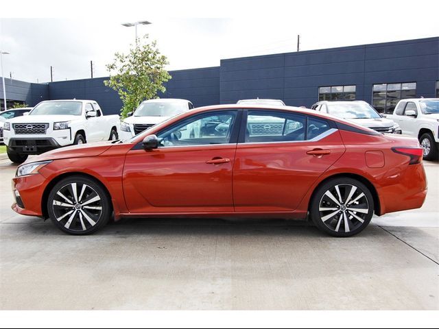 2021 Nissan Altima 2.0 SR