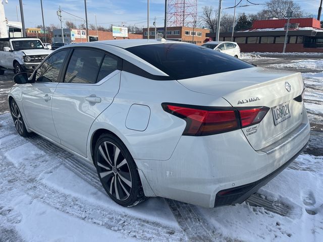 2021 Nissan Altima 2.0 SR